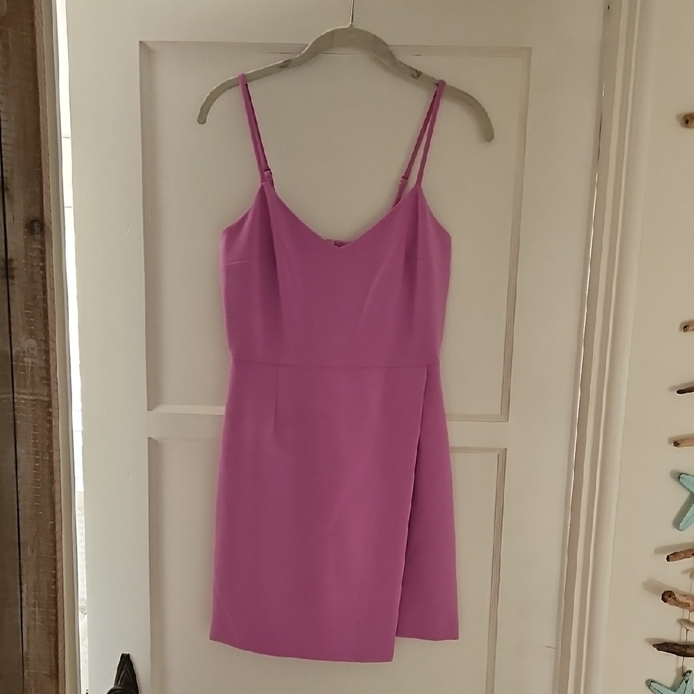 Elegant Pink Sleeveless Dress